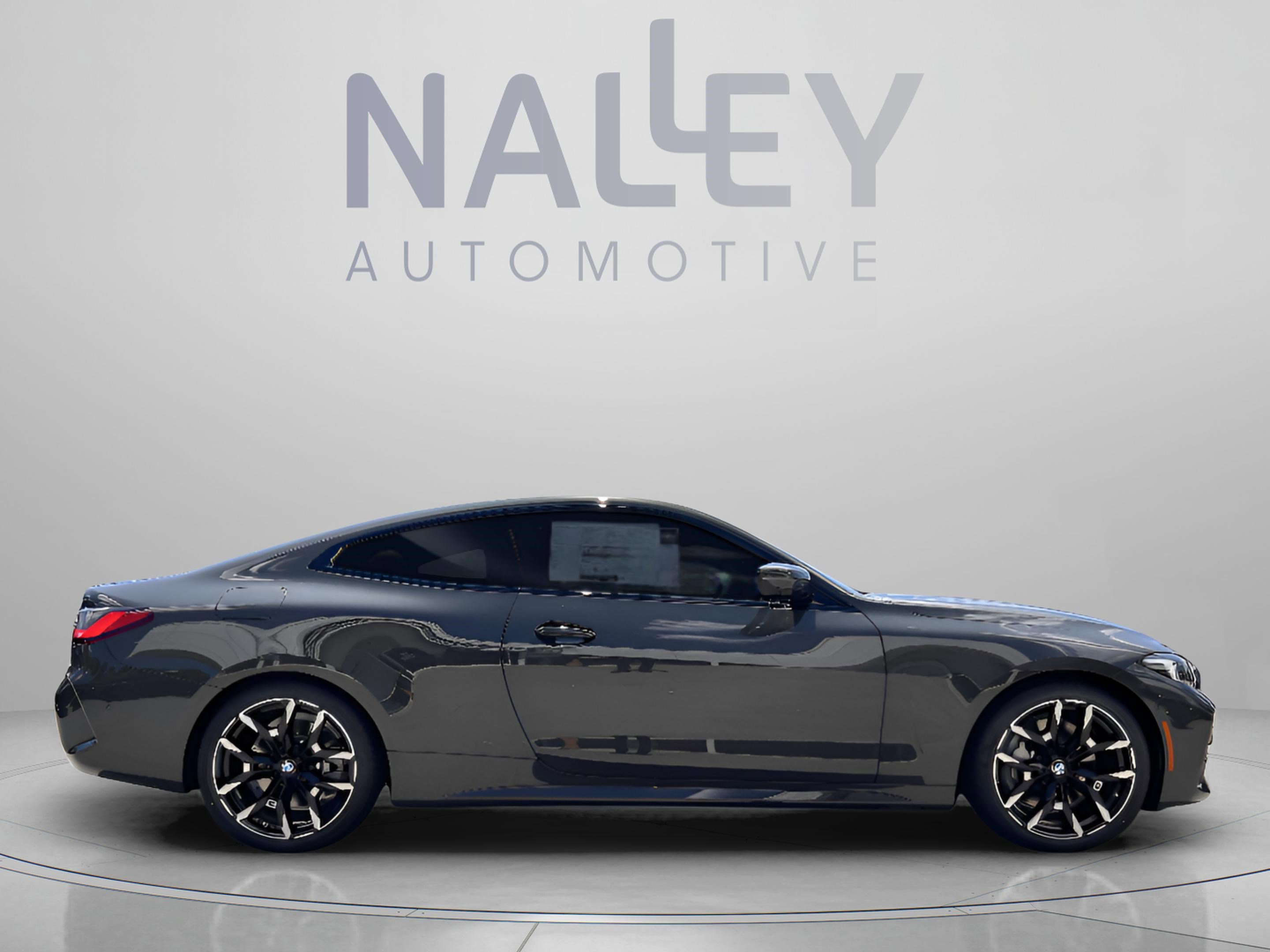 Used 2026 BMW 430i Coupe w/ M Sport Package RWD image 5