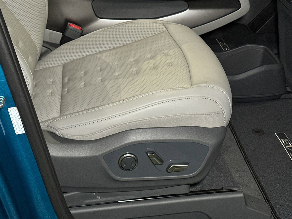 New 2026 Kia EV9 Wind image 12