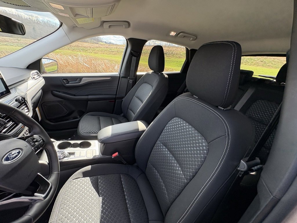 New 2026 Ford Escape Active w/ Cold Weather Package image 38
