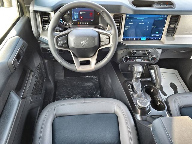 Used 2024 Ford Bronco Outer Banks image 21