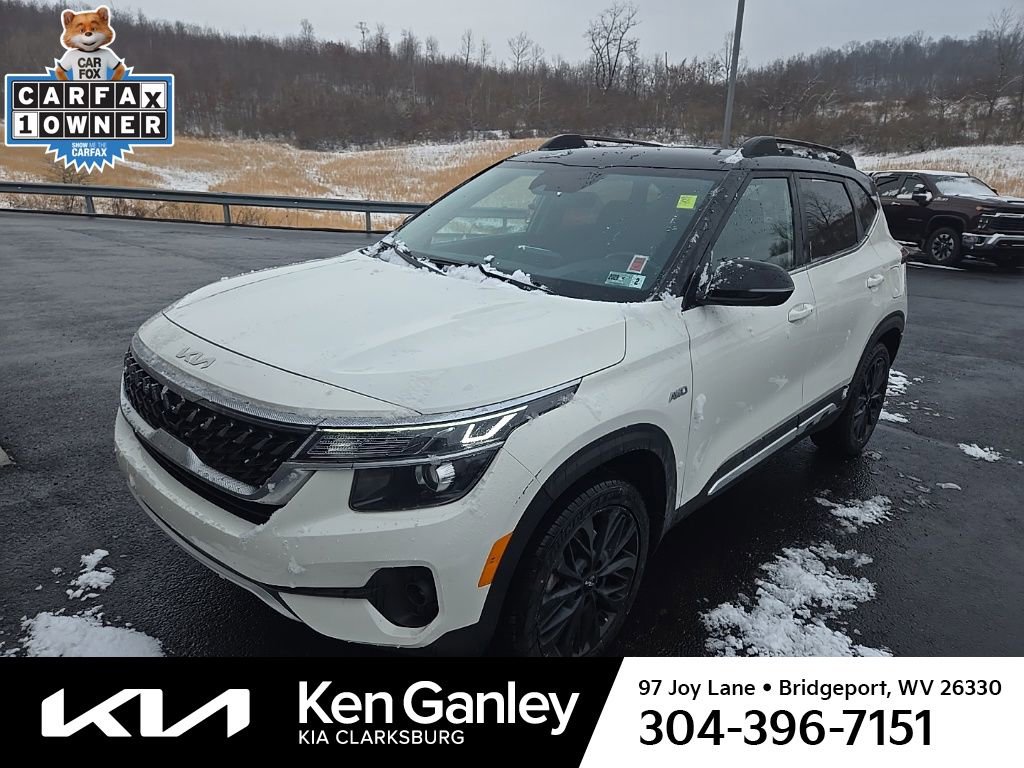 Used 2023 Kia Seltos Nightfall Edition image 3