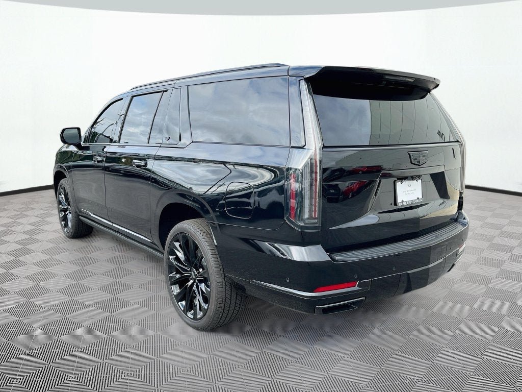 New 2026 Cadillac Escalade ESV Luxury w/ LPO, Radiant Package AWD/4WD image 40