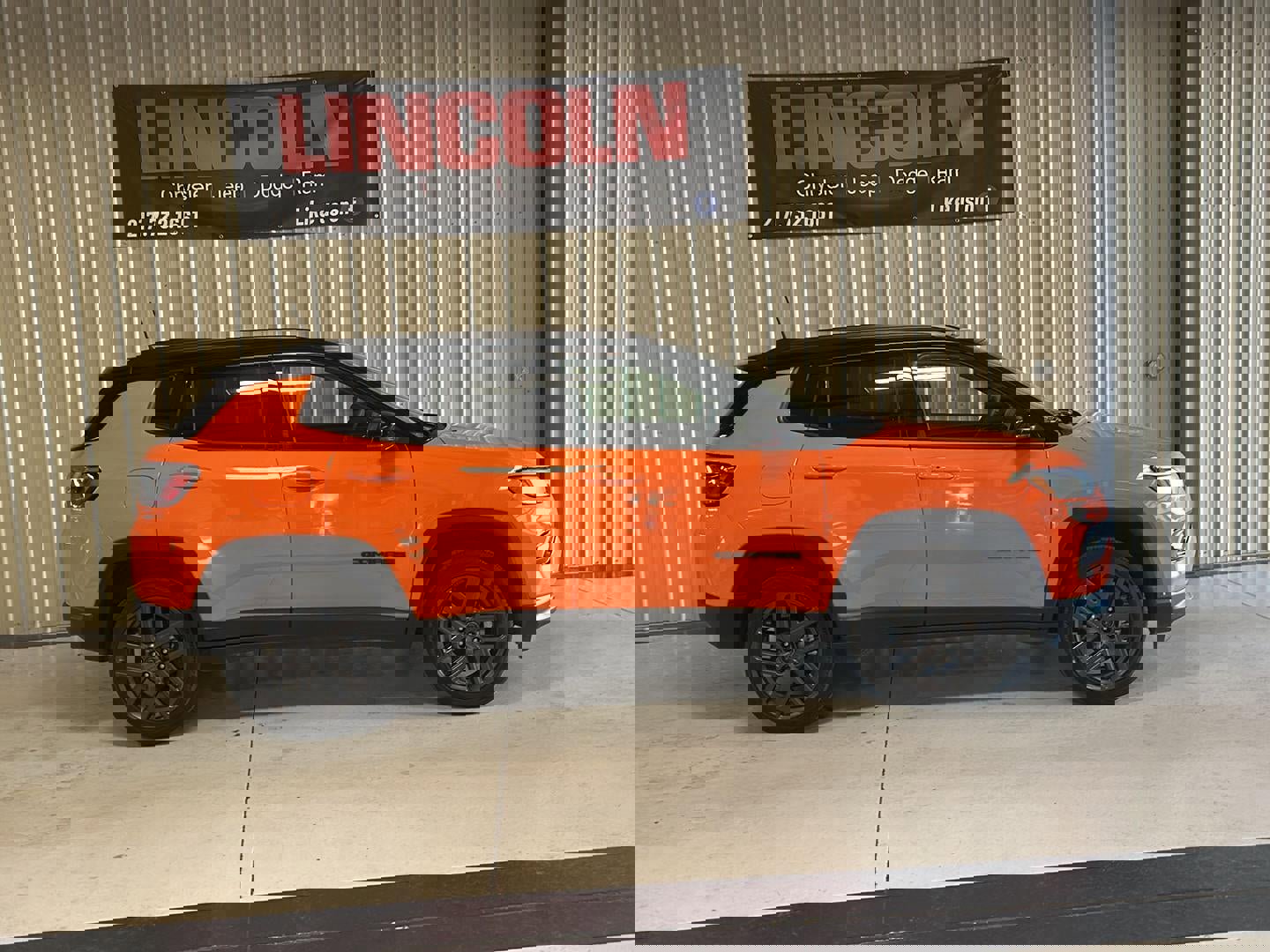 Used 2026 Jeep Compass Limited w/ Sun, Sound & Navigation Group image 27