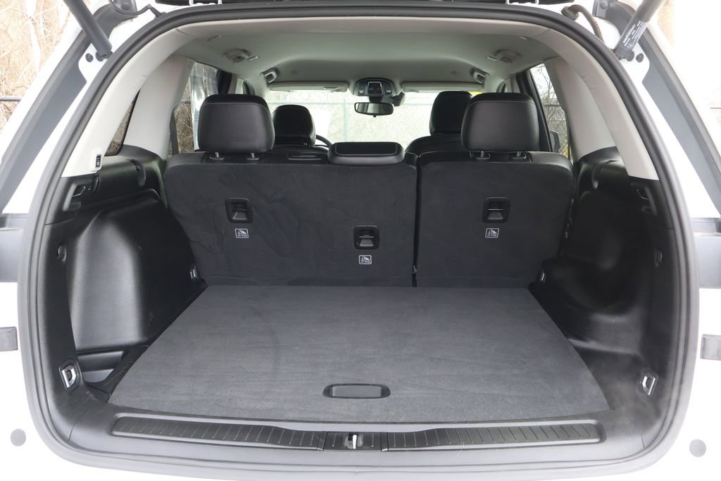 Used 2024 Jeep Grand Cherokee Limited image 46