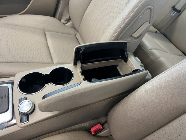Used 2013 Mercedes-Benz C 300 4MATIC Sedan image 26