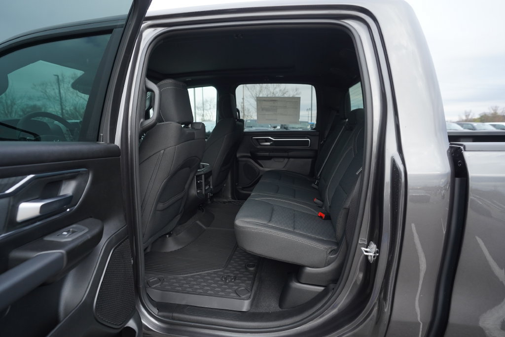 New 2026 RAM 1500 Big Horn AWD/4WD image 15