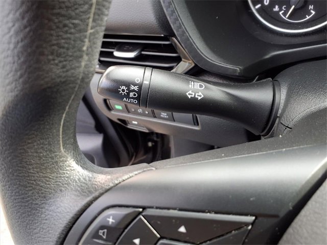 Used 2025 Nissan Sentra SV image 10