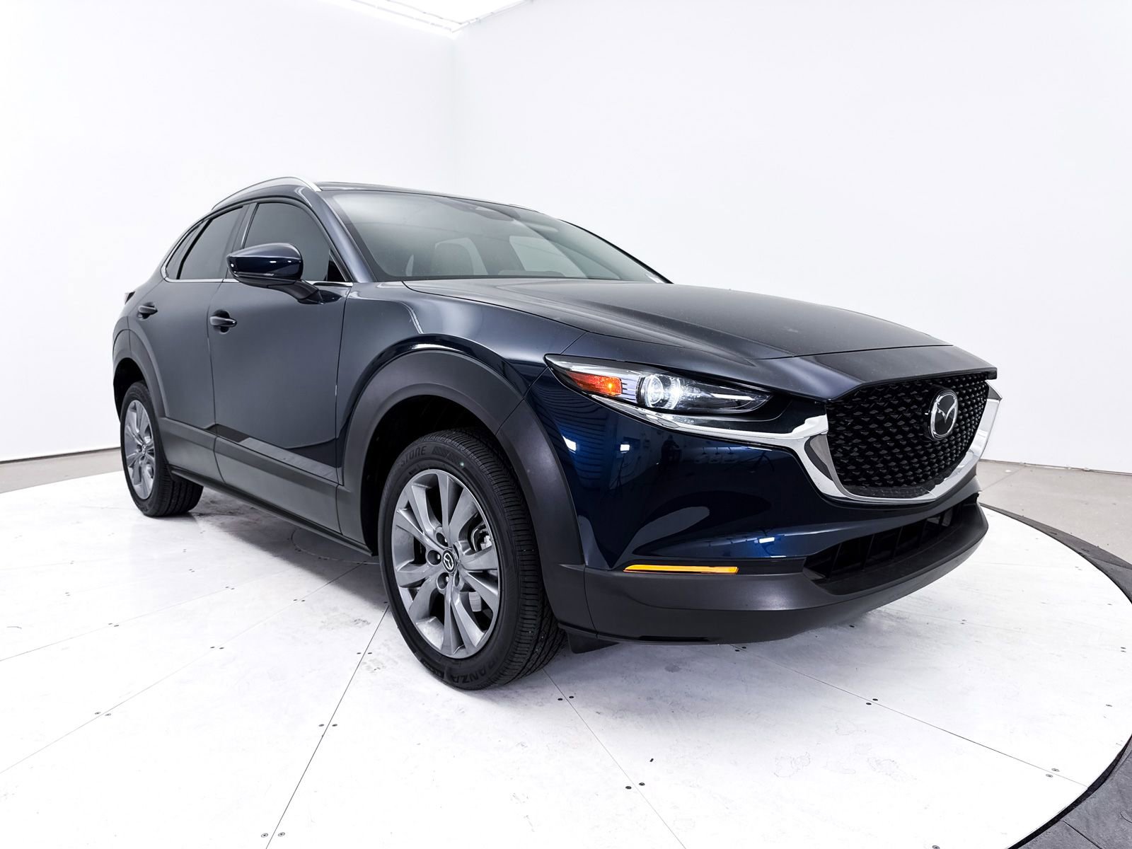 Certified 2025 MAZDA CX-30 AWD 2.5 S w/ Premium Package image 13