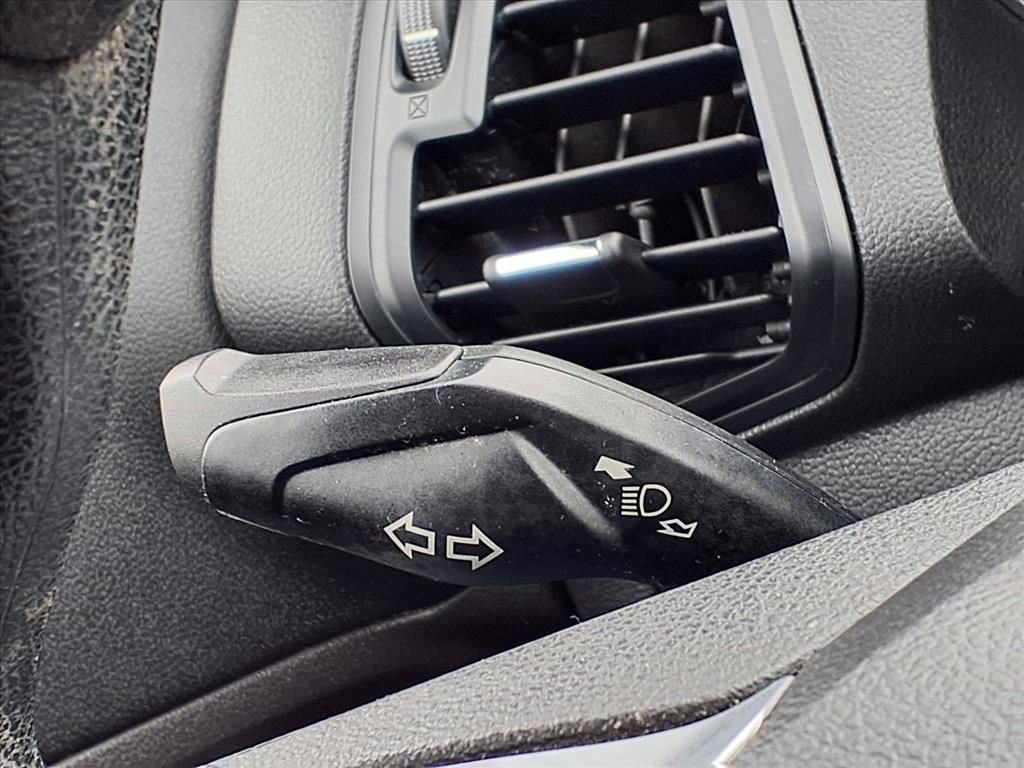 Used 2016 Ford Escape SE image 20