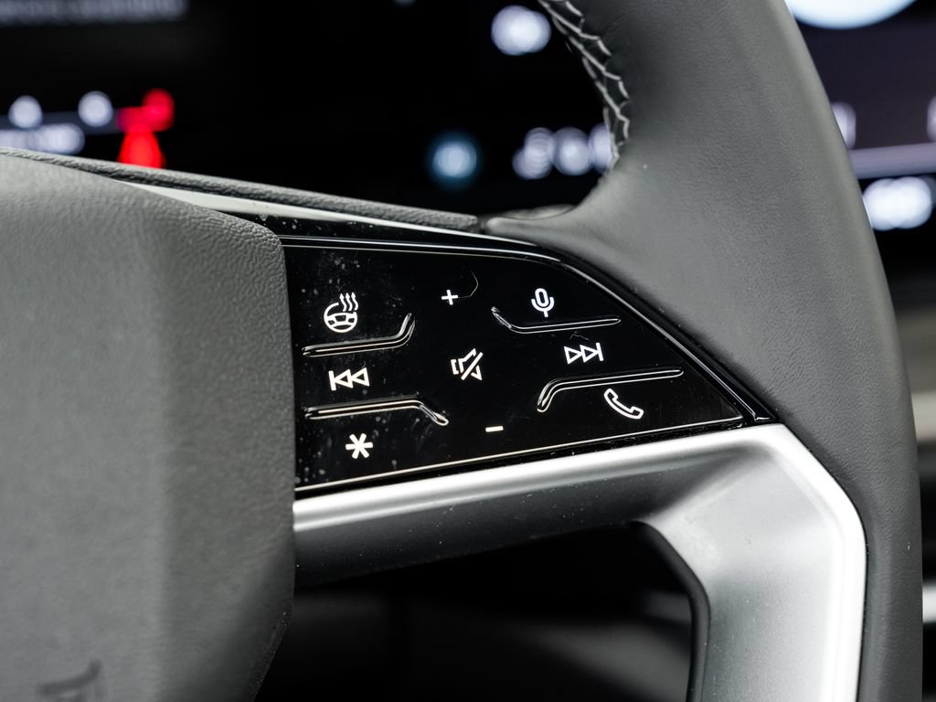 Certified 2025 Audi Q5 Prestige AWD/4WD image 13