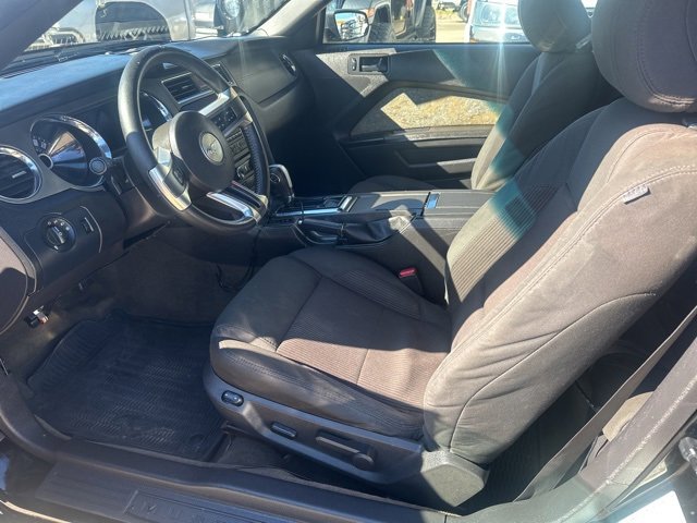 Used 2014 Ford Mustang Convertible w/ Equipment Group 102A image 14