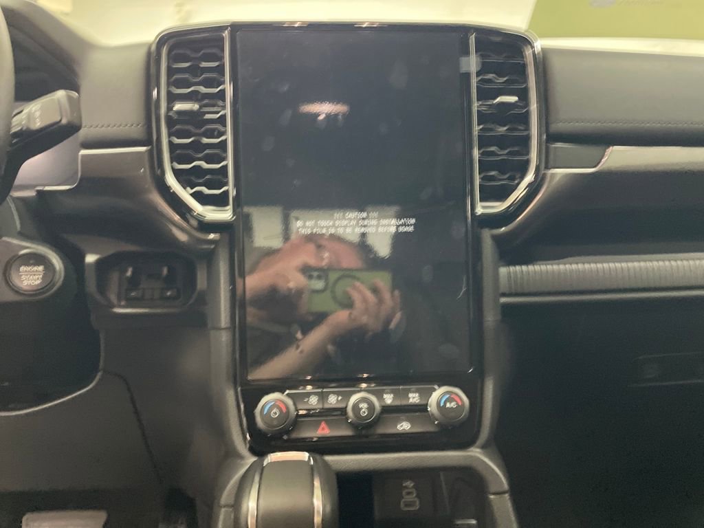 New 2025 Ford Ranger Lariat w/ FX4 Off-Road Package image 21