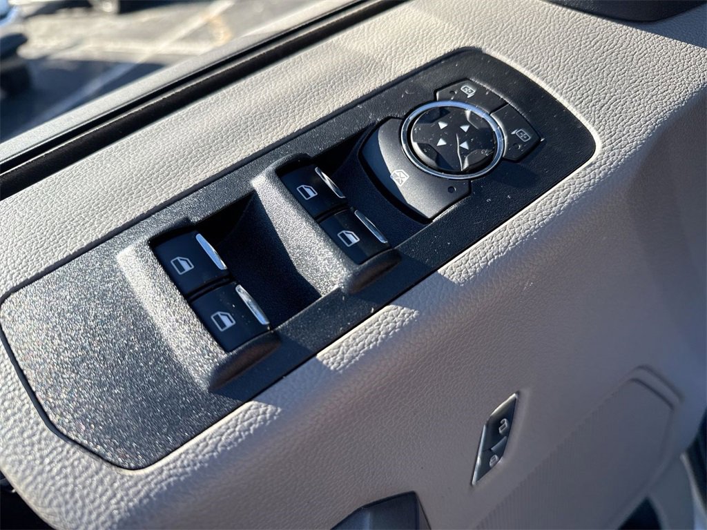 Used 2019 Ford F150 XLT w/ Trailer Tow Package image 13