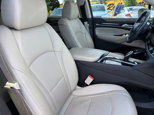Used 2021 Buick Enclave Essence w/ Sound and Sites Package AWD/4WD image 25
