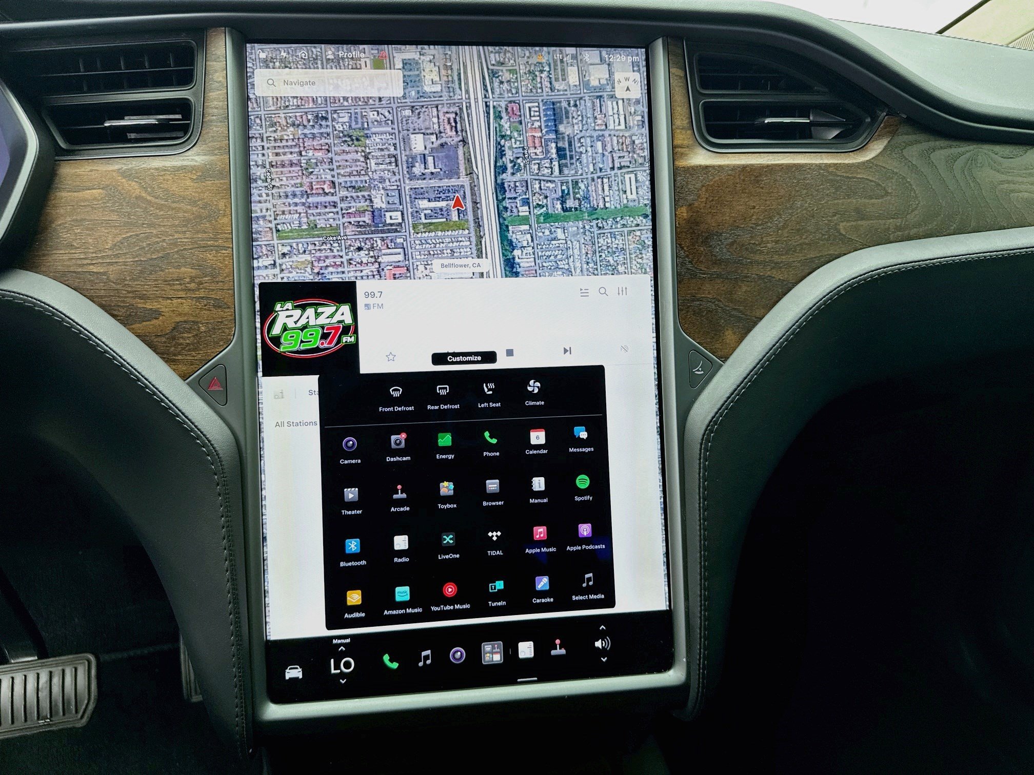 Used 2018 Tesla Model X 75D AWD/4WD image 11