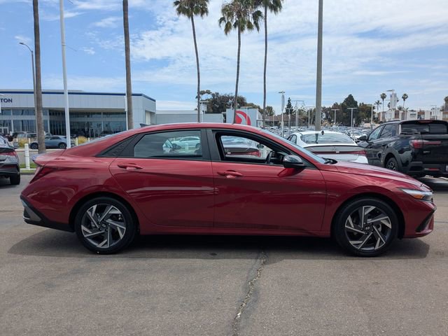 Used 2025 Hyundai Elantra Sport image 5