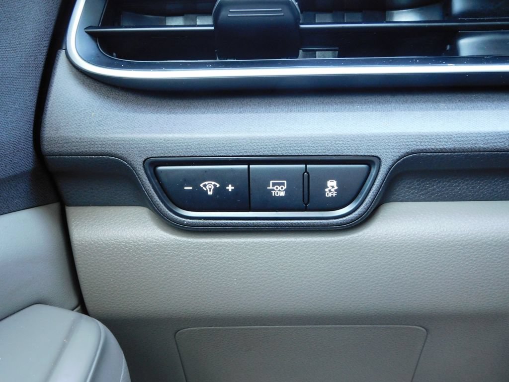 Used 2025 Kia Carnival EX FWD image 35