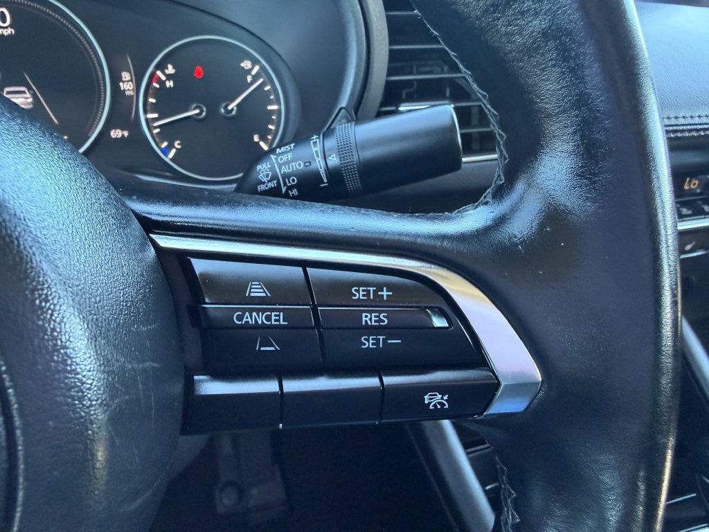 Used 2025 MAZDA MAZDA3 s FWD image 23