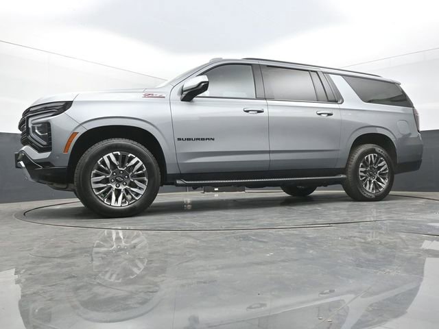 Used 2025 Chevrolet Suburban Z71 AWD/4WD image 38