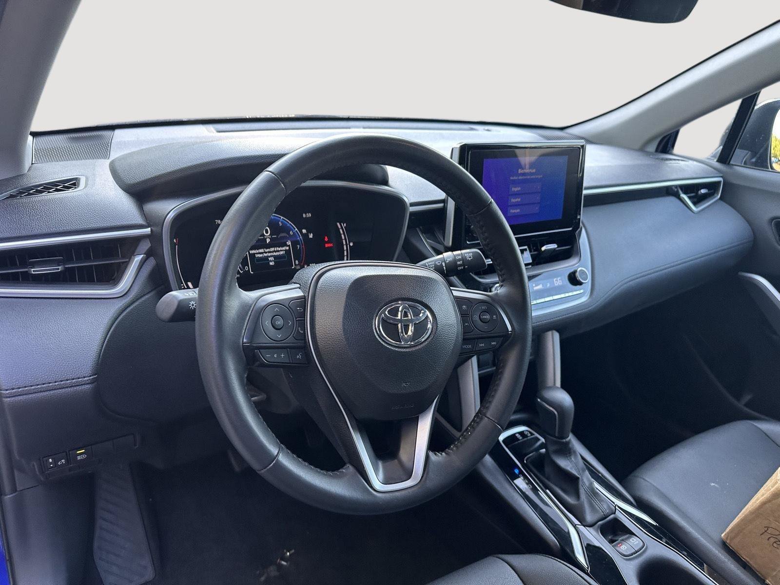 Used 2025 Toyota Corolla Cross XLE AWD/4WD image 10
