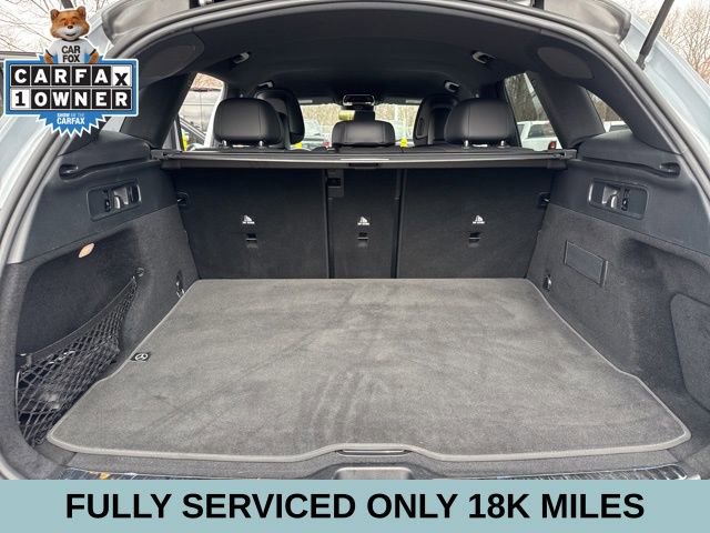 Used 2025 Mercedes-Benz GLC 300 4MATIC image 32