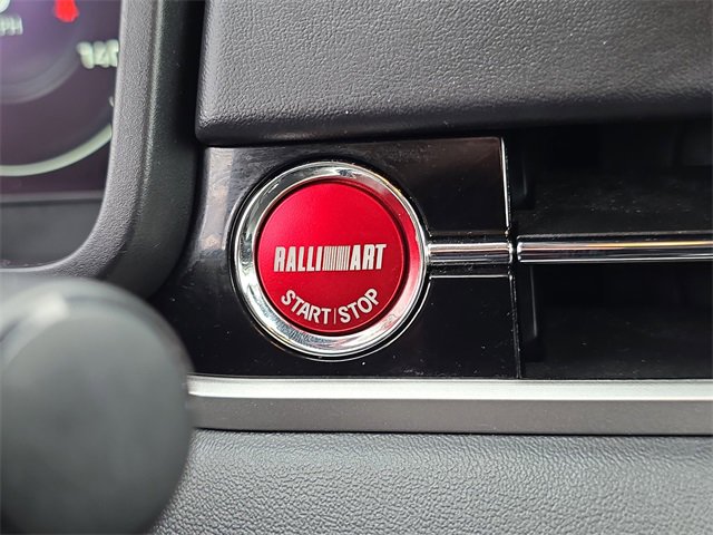 Used 2024 Mitsubishi Outlander Ralliart image 31