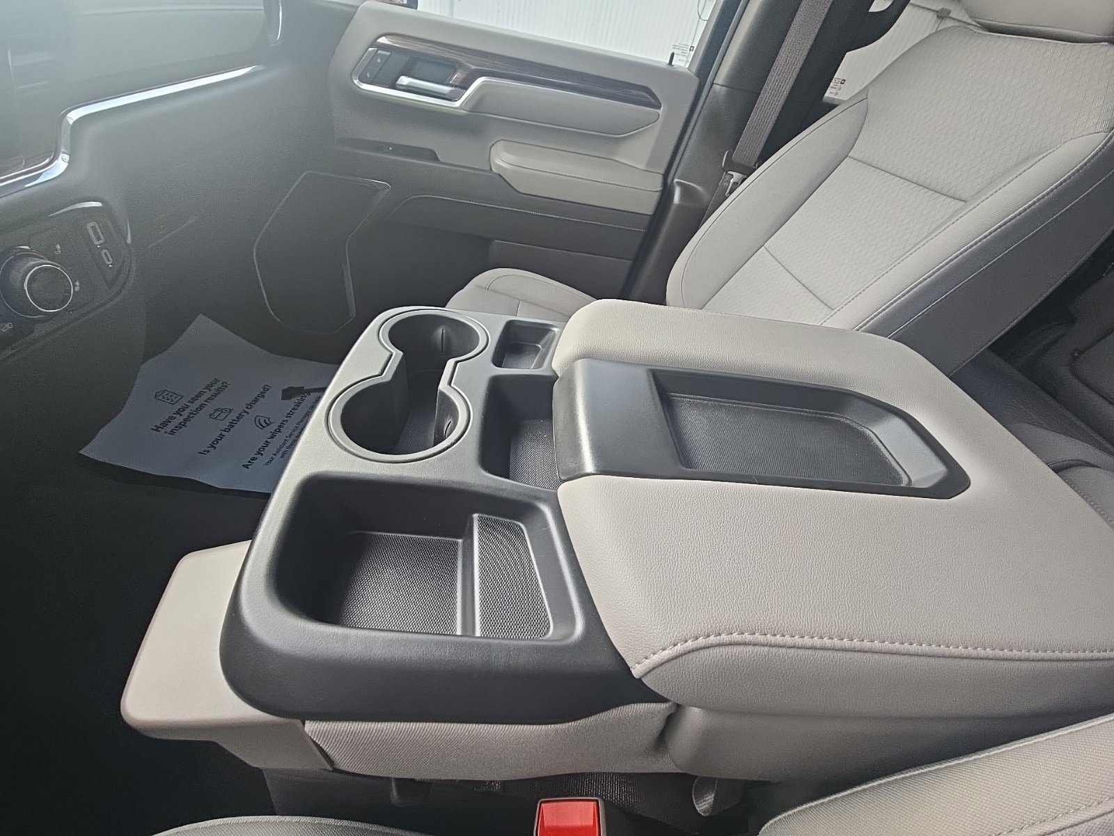 Used 2025 Chevrolet Silverado 2500 LT image 28