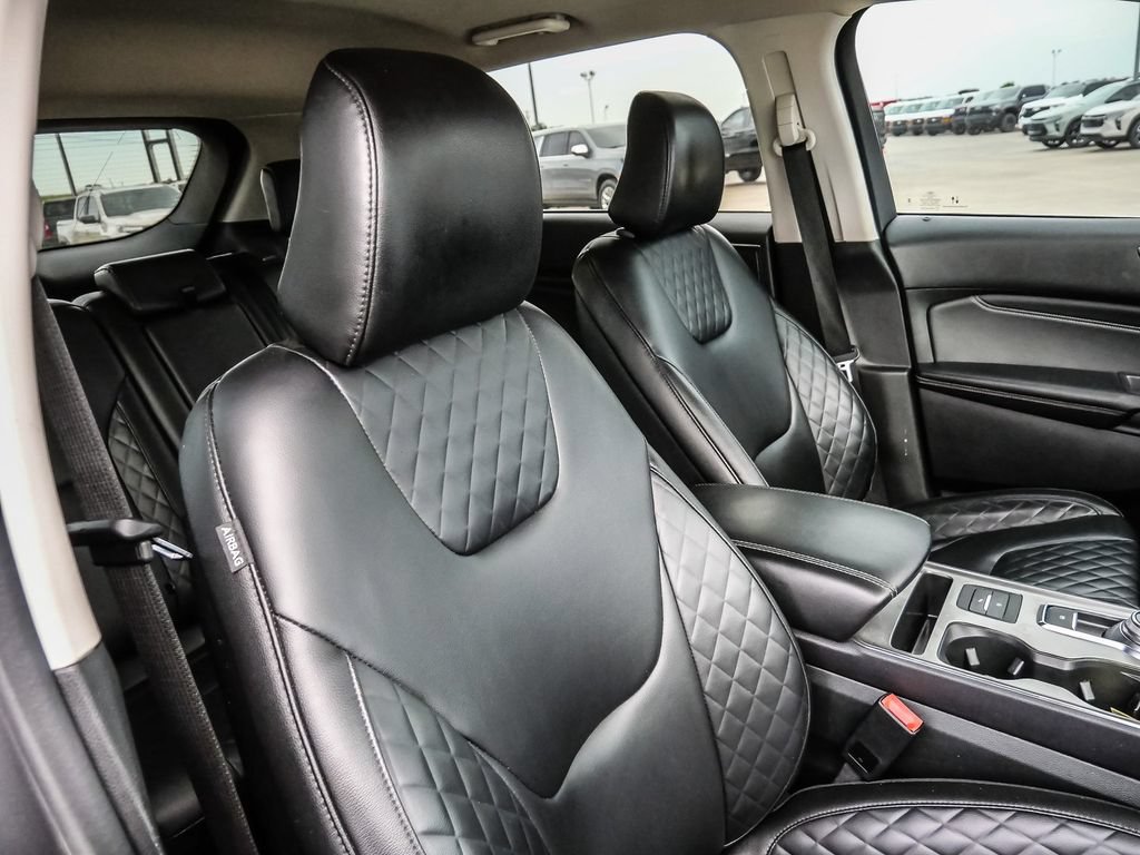 Used 2023 Ford Edge Titanium AWD/4WD image 20
