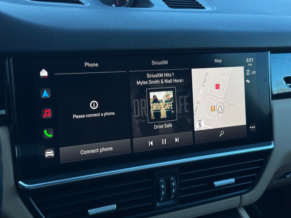 Certified 2023 Porsche Cayenne AWD/4WD image 19