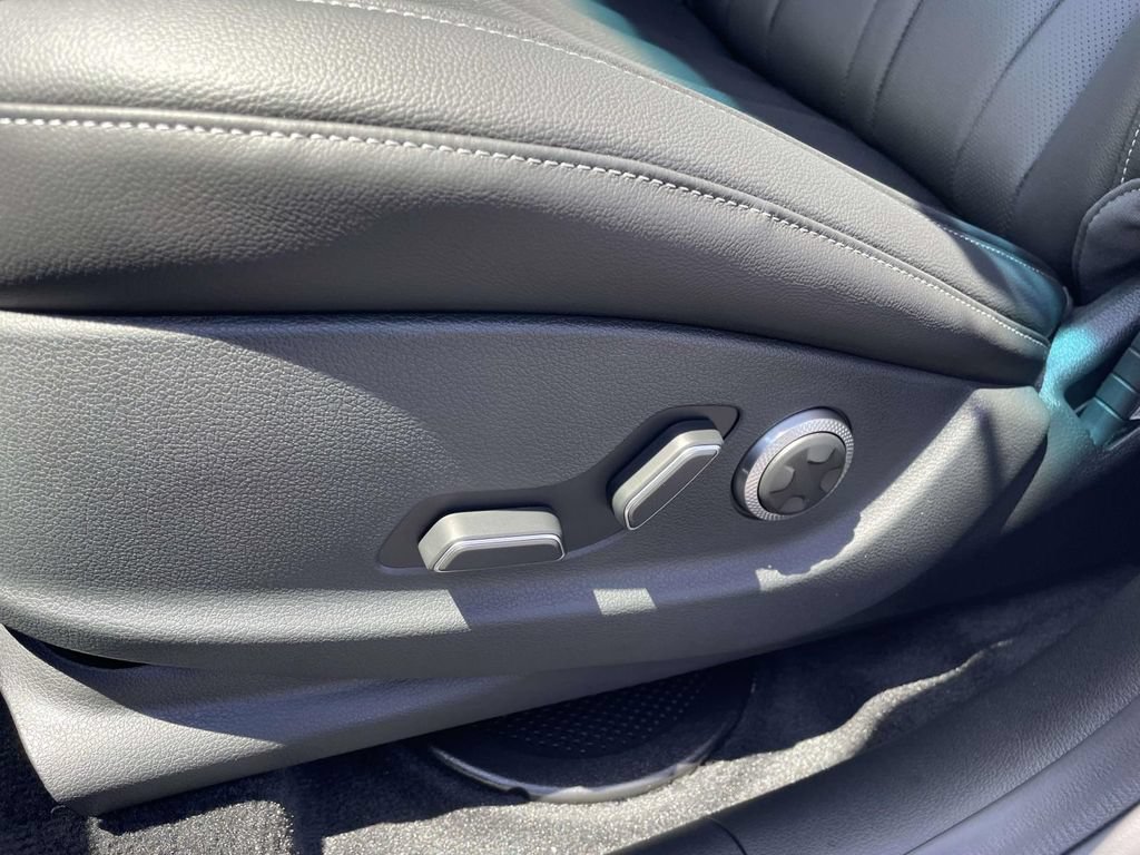 New 2026 Genesis GV80 2.5T Select AWD/4WD image 21