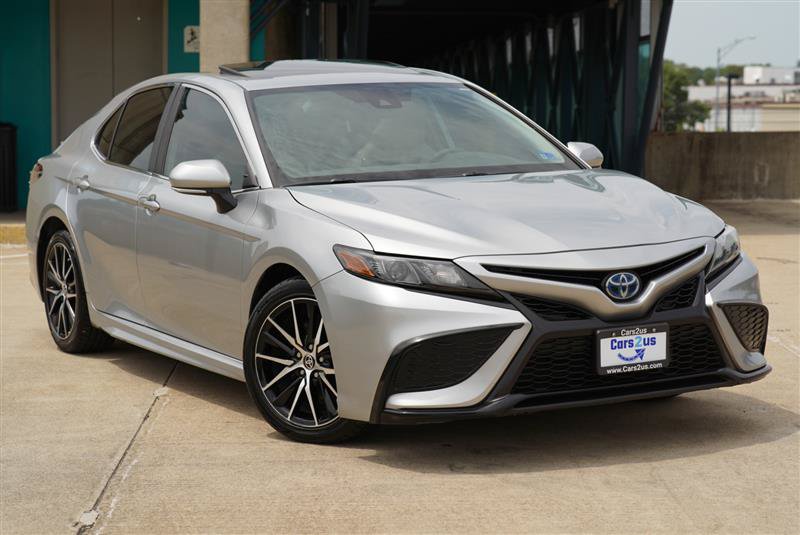 Used 2024 Toyota Camry SE w/ Audio Upgrade Package FWD image 7