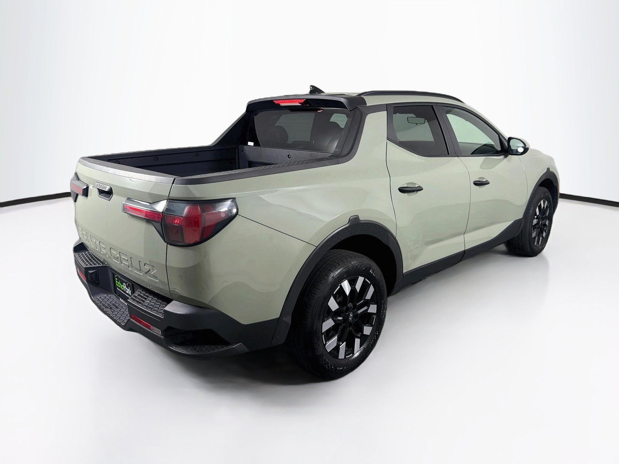 Used 2025 Hyundai Santa Cruz SEL FWD image 9