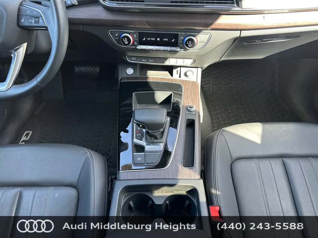 Used 2023 Audi Q5 2.0T Premium w/ Convenience Package AWD/4WD image 24