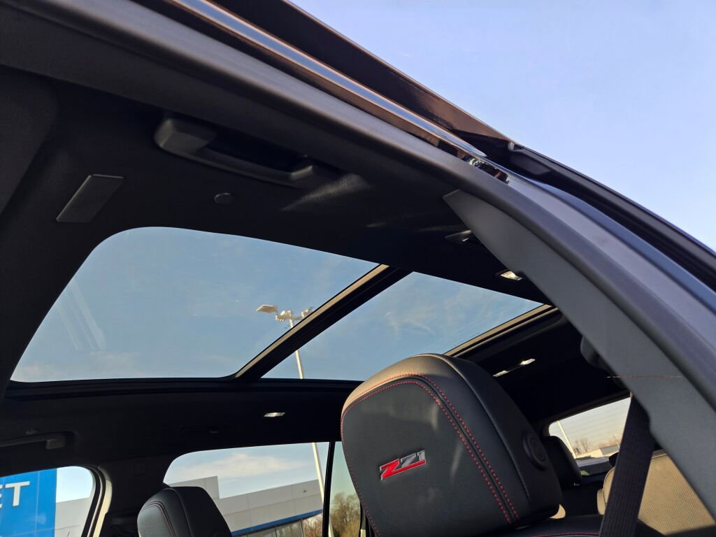 New 2026 Chevrolet Traverse Z71 w/ Driver Confidence Package image 19