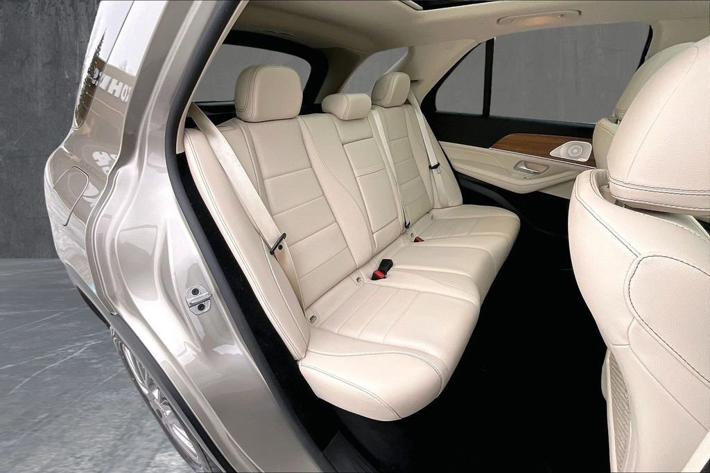 Used 2022 Mercedes-Benz GLE 350 4MATIC image 24
