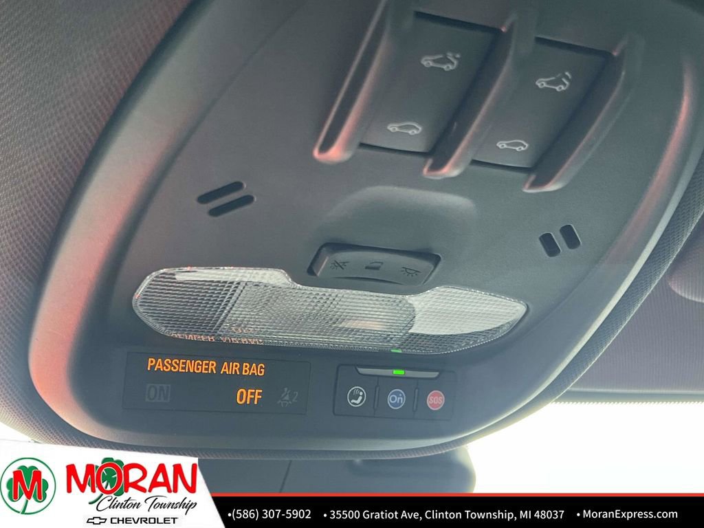 Certified 2024 Chevrolet Trax RS w/ Sunroof Package FWD image 28