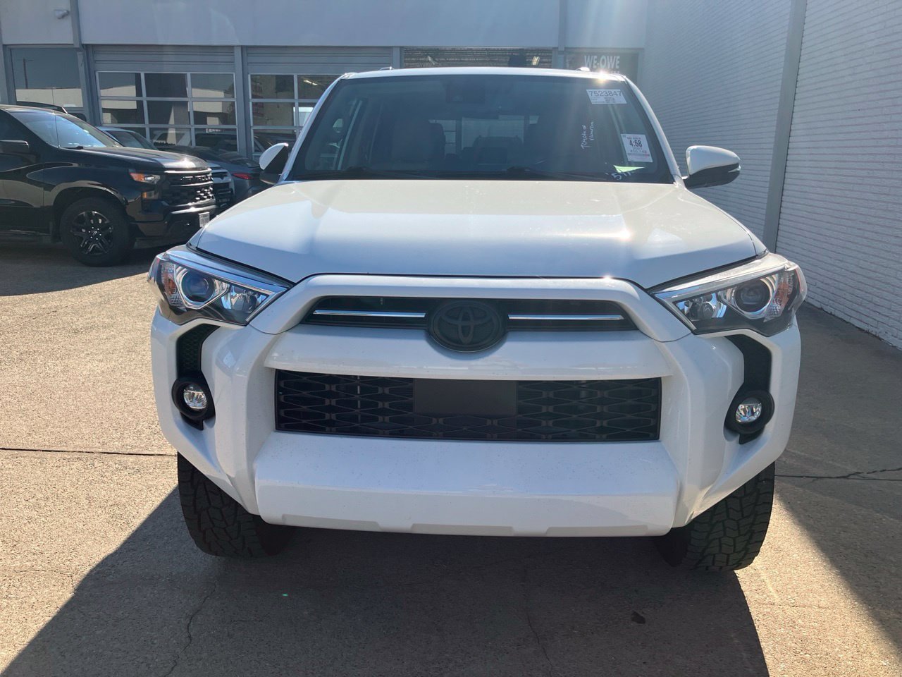 Used 2021 Toyota 4Runner SR5 Premium w/ Moonroof Package AWD/4WD image 7
