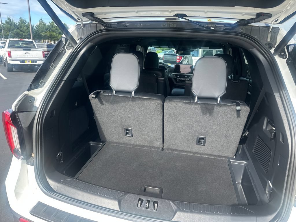 Used 2025 Ford Explorer ST AWD/4WD image 22