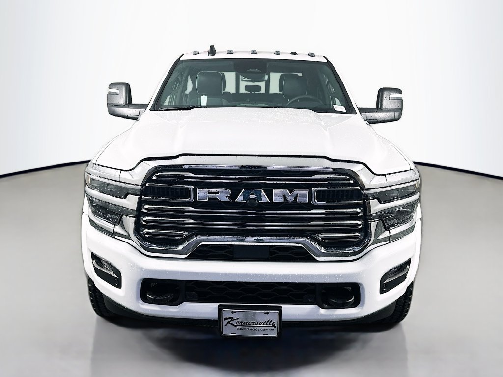 New 2026 RAM 4500 4x4 Crew Cab DRW w/ Laramie Trim Package image 2