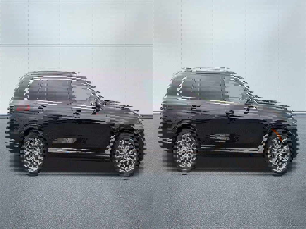 New 2025 BMW X7 xDrive40i w/ Premium Package image 2