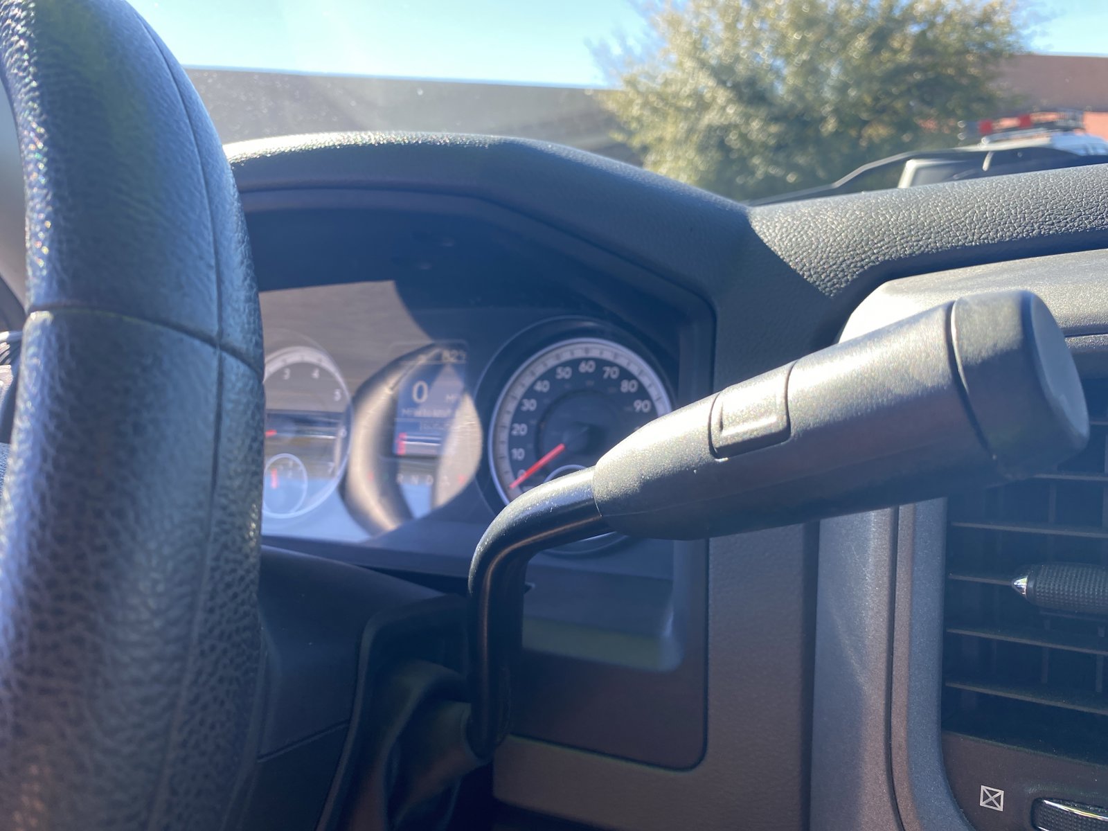 Used 2014 RAM 1500 Express image 15