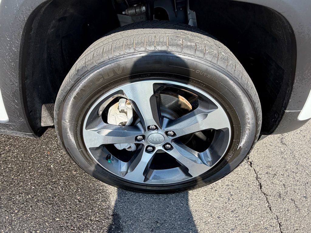 Used 2023 Jeep Grand Cherokee Limited image 15