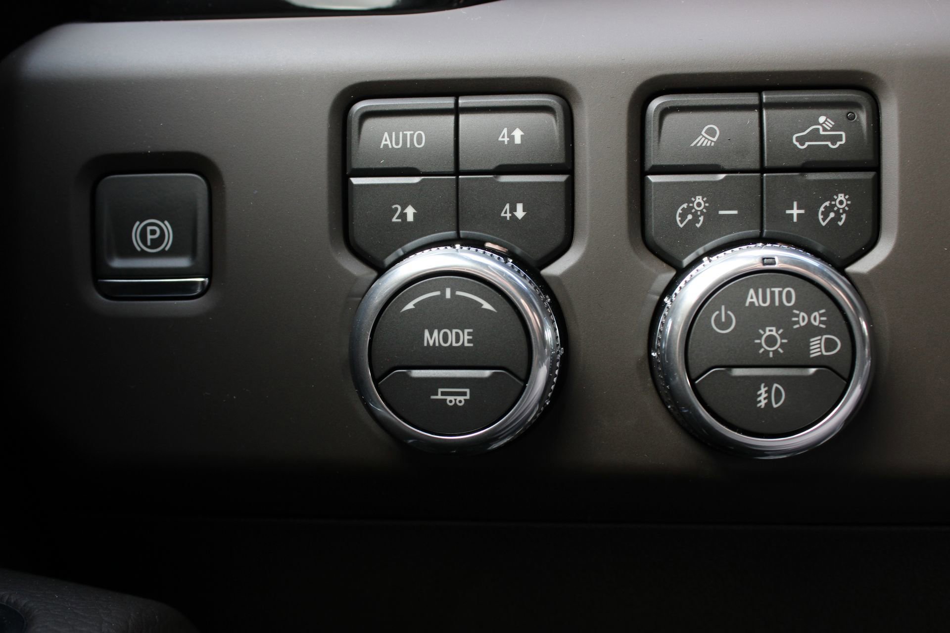 New 2026 GMC Sierra 2500 Denali w/ Technology Package AWD/4WD image 29