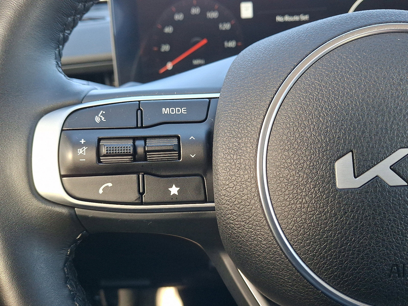 Used 2025 Kia K5 EX image 22