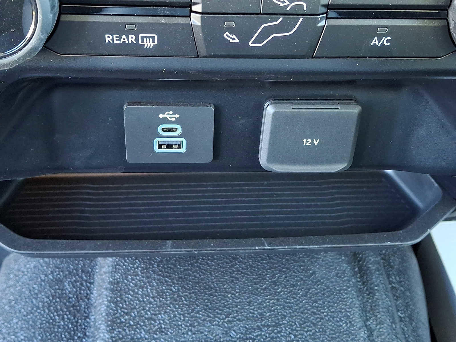 New 2026 Ford F550 4x4 Supercab Super Duty image 18