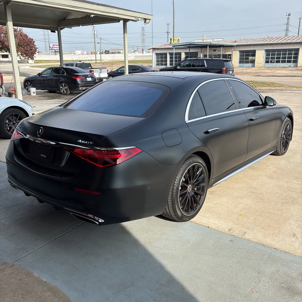 Used 2022 Mercedes-Benz S 580 4MATIC Sedan w/ AMG Line Package image 5