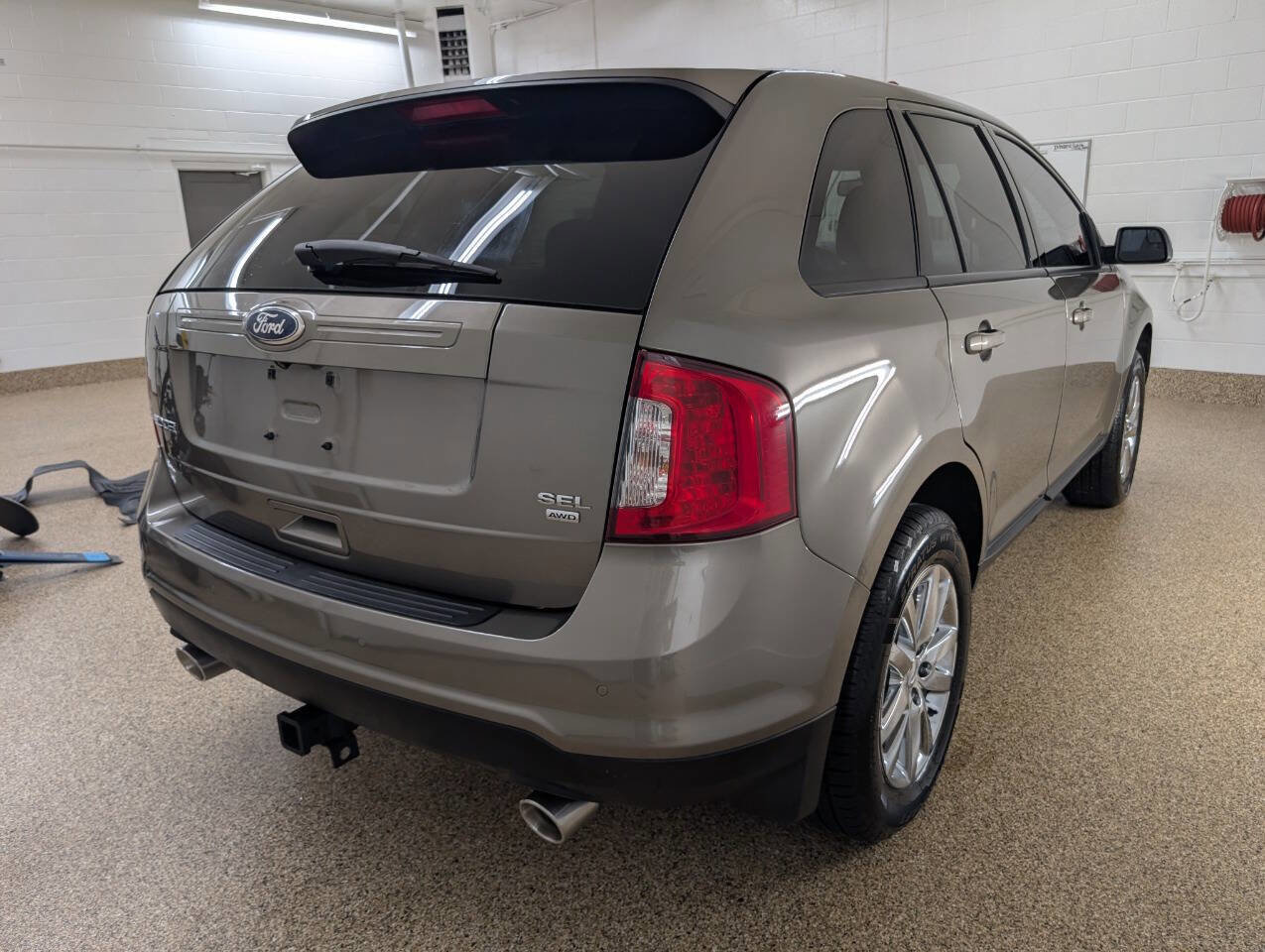 Used 2013 Ford Edge SEL w/ Driver Entry Pkg image 4