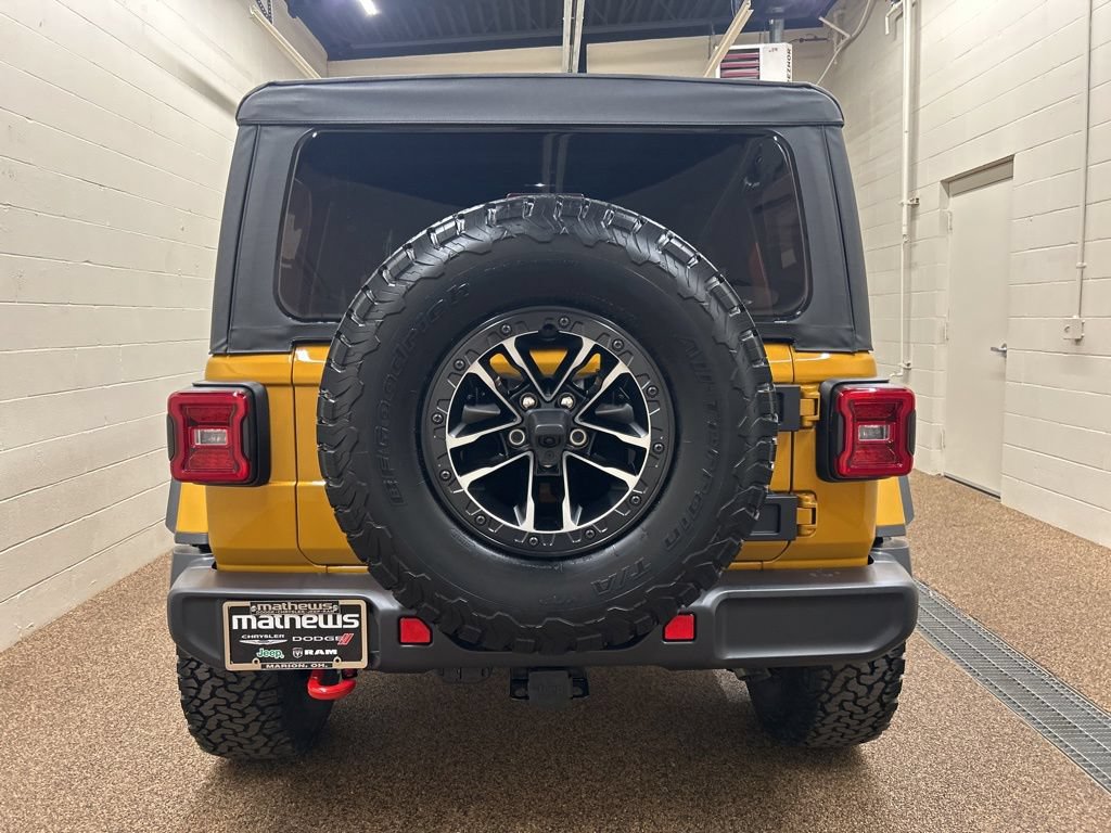 New 2026 Jeep Wrangler Unlimited Rubicon w/ Xtreme 35 Tire Package AWD/4WD image 3