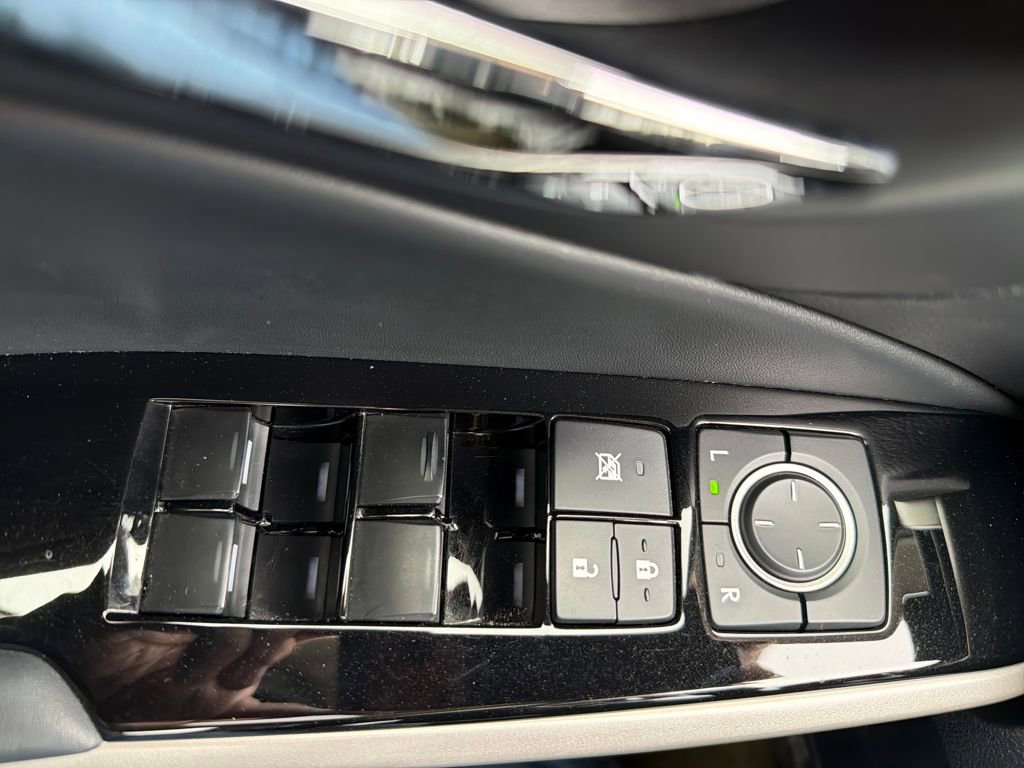 Used 2015 Lexus IS 250 AWD w/ Premium Package image 46