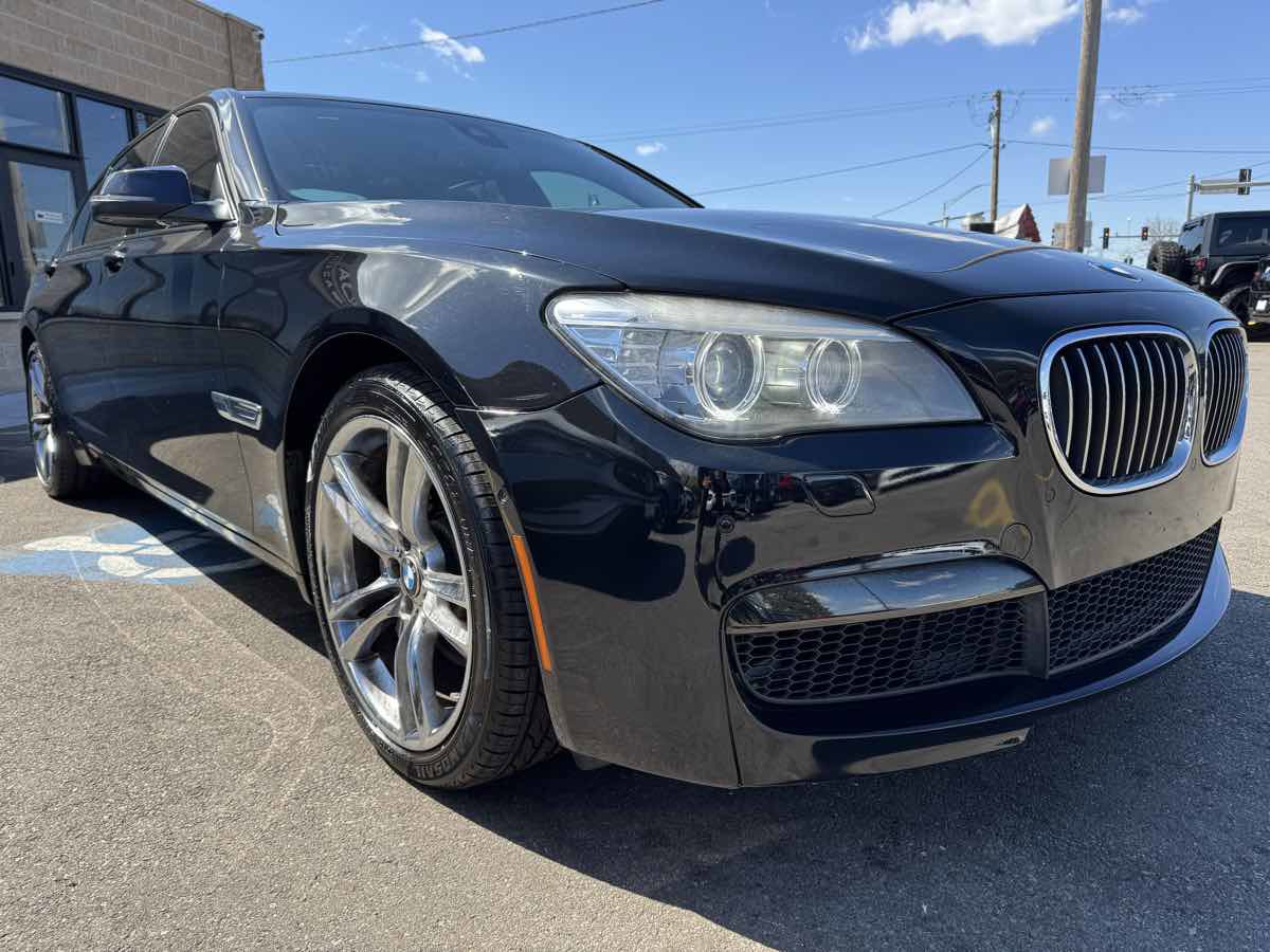 Used 2015 BMW 740Li image 3